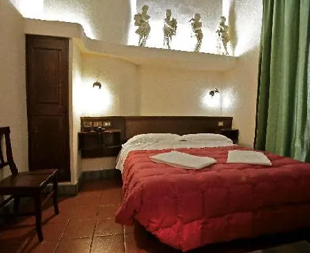 Hotel Panda 2*